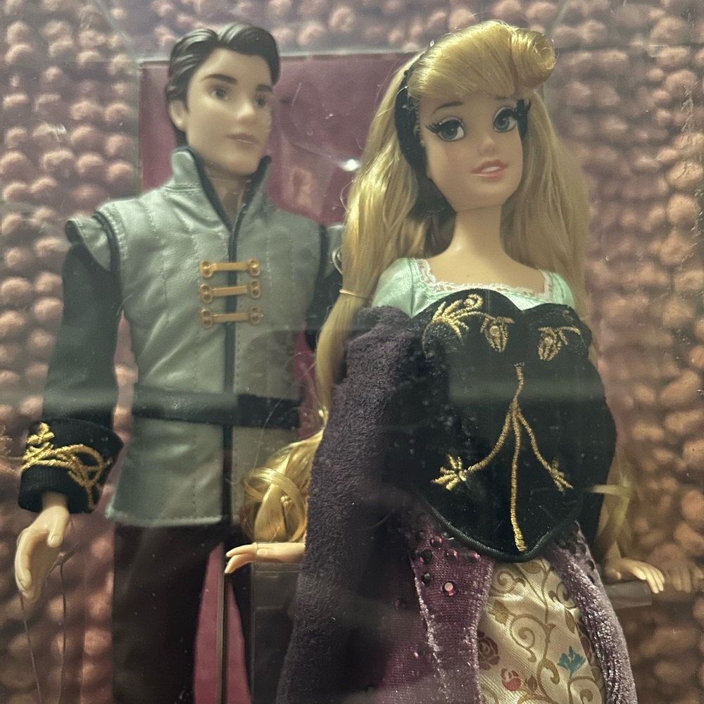 Disney Fairytale Designer Collection Aurora and Prince Phillip